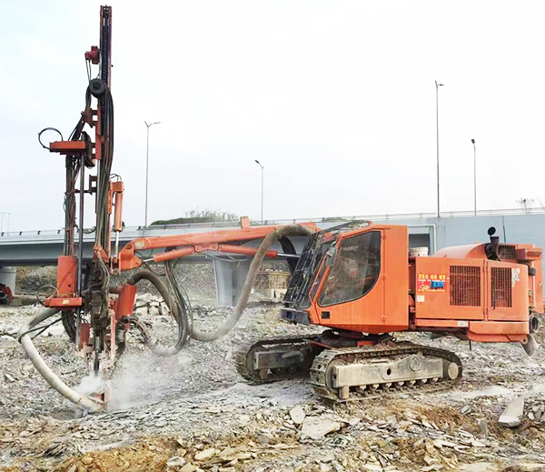 南岸钻机租赁核心注意事项介绍